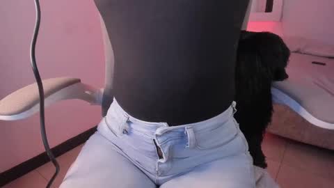 Snapshot of caroliine__ chatting on 12, 9, 2025 Caroline online show from 12, 9, 2025