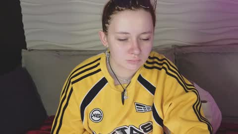 Snapshot of carolina_winter chatting on 23, 1, 2025 Mira online show from 23, 1, 2025