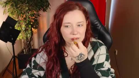 Snapshot of carolina_winter chatting on 19, 9, 2025 Mira online show from 19, 9, 2025