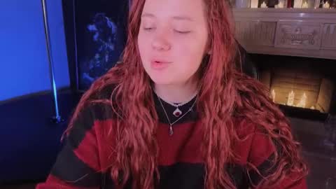 Snapshot of carolina_winter chatting on 14, 10, 2025 Mira online show from 14, 10, 2025