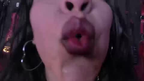 Snapshot of carolinaarias_ chatting on 9, 9, 2025 carolina online show from 9, 9, 2025