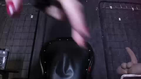 Snapshot of carolinaarias_ chatting on 20, 11, 2025 carolina online show from 20, 11, 2025