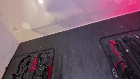 Snapshot of carolinaarias_ chatting on 3, 12, 2025 carolina online show from 3, 12, 2025