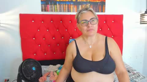 Carolina online show from 22, 9, 2025