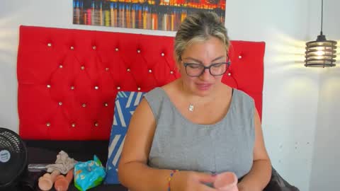 Carolina online show from 10, 11, 2025