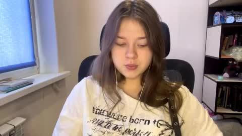 carolindueno online show from 2, 3, 2026