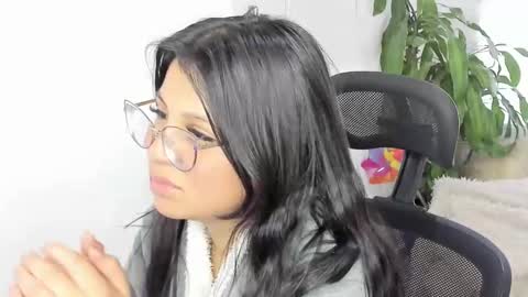 Snapshot of caroline_rodriguez_9 chatting on 27, 9, 2025 caroline_rodriguez_9 online show from 27, 9, 2025