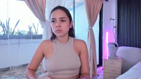 Snapshot of carolinefyre chatting on 18, 7, 2026 Caroline online show from 18, 7, 2026