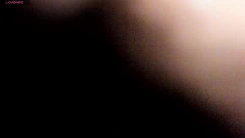 Caroline  online show from 28, 10, 2025