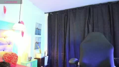 Snapshot of carolinne_89 chatting on 13, 2, 2025 caro online show from 13, 2, 2025