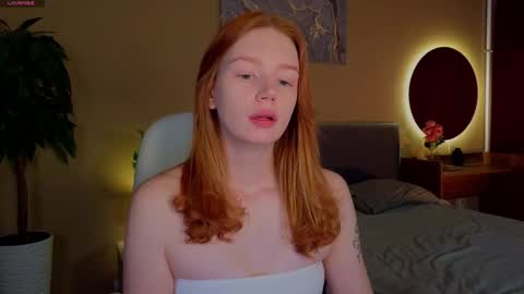 Snapshot of carolinnk chatting on 14, 9, 2025 Caro online show from 14, 9, 2025