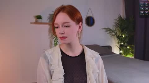 Snapshot of carolinnk chatting on 14, 10, 2025 Caro online show from 14, 10, 2025