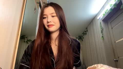 Snapshot of carolynexford chatting on 3, 12, 2025 Emma online show from 3, 12, 2025