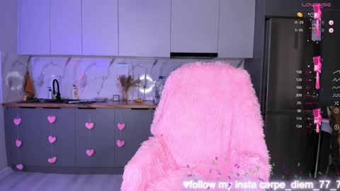 Snapshot of carpe_diemmm chatting on 16, 12, 2024 Yummi online show from 16, 12, 2024