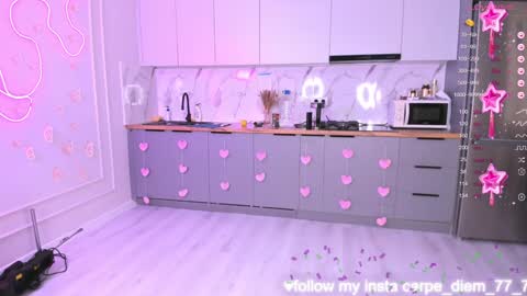 Snapshot of carpe_diemmm chatting on 19, 12, 2024 Yummi online show from 19, 12, 2024