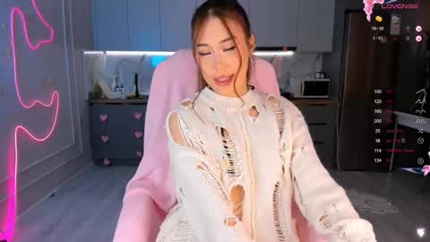 Snapshot of carpe_diemmm chatting on 7, 10, 2025 Yummi online show from 7, 10, 2025