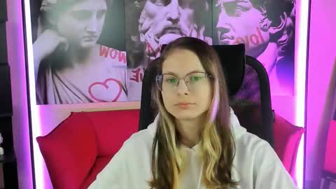 Snapshot of carrie_roses chatting on 9, 9, 2025 carrie_roses online show from 9, 9, 2025