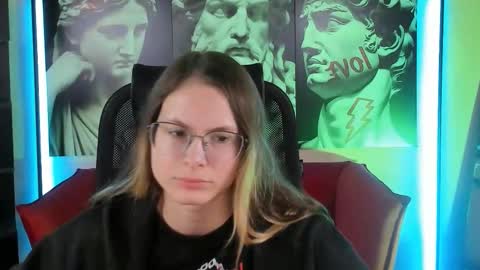 Snapshot of carrie_roses chatting on 16, 9, 2025 carrie_roses online show from 16, 9, 2025