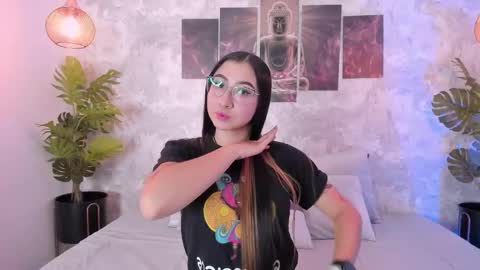 Snapshot of casey_mars chatting on 29, 12, 2024 Casey you angel online show from 29, 12, 2024