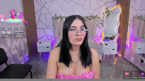 casse_tay online show from 8, 6, 2026