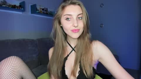 Seductress Cassia  FINDOM AND SADISM  NO NUDE online show from 4, 12, 2024