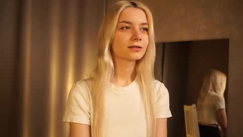 Snapshot of cassie130505 chatting on 25, 2, 2025 Cassie online show from 25, 2, 2025