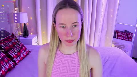 Snapshot of cassie_kelman chatting on 10, 1, 2025 Cassie online show from 10, 1, 2025