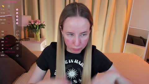 Snapshot of cassie_kelman chatting on 1, 2, 2025 Cassie online show from 1, 2, 2025