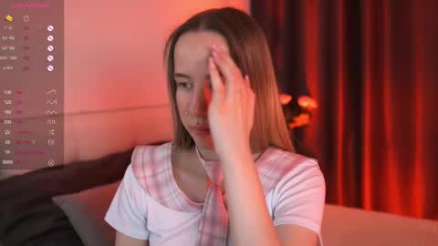 Snapshot of cassie_kelman chatting on 7, 3, 2025 Cassie online show from 7, 3, 2025