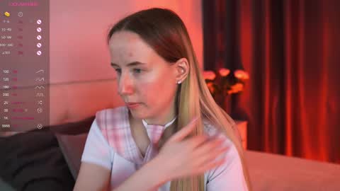 Snapshot of cassie_kelman chatting on 7, 3, 2025 Cassie online show from 7, 3, 2025