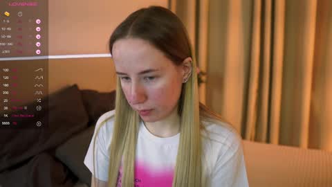 Snapshot of cassie_kelman chatting on 12, 3, 2025 Cassie online show from 12, 3, 2025