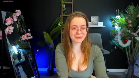 Snapshot of cassiecool chatting on 9, 1, 2025 assie online show from 9, 1, 2025