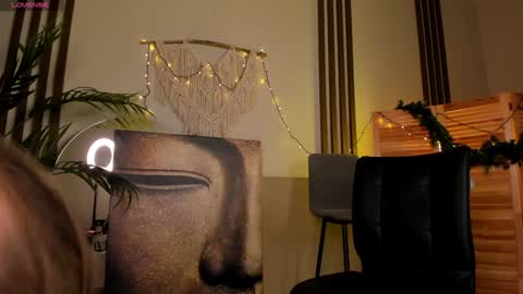 Snapshot of cassiecool chatting on 30, 1, 2025 assie online show from 30, 1, 2025