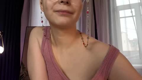 Snapshot of cassiecool chatting on 16, 11, 2025 assie online show from 16, 11, 2025