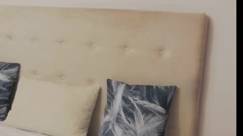 CassieHilton online show from 6, 10, 2025