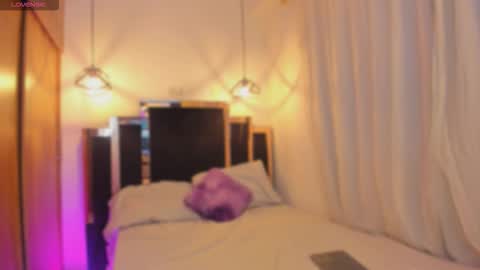 Snapshot of cassiesteven chatting on 18, 12, 2025 Cassie Stevens online show from 18, 12, 2025