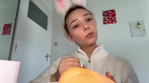 Olivia online show from 6, 3, 2026