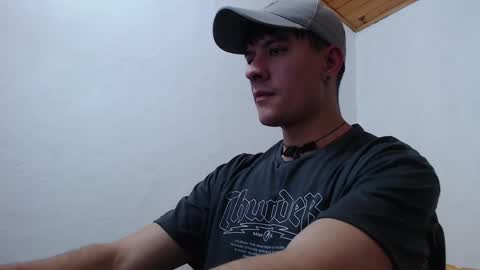 Snapshot of casteryx chatting on 6, 1, 2025 Juan online show from 6, 1, 2025