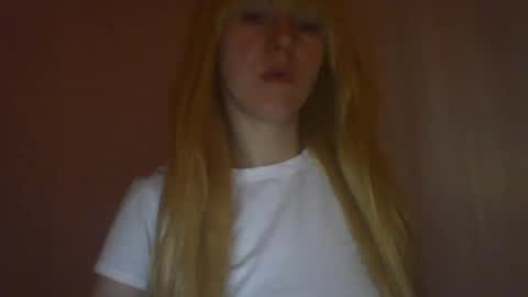 Snapshot of cat_2019 chatting on 12, 3, 2025 cat_2019 online show from 12, 3, 2025