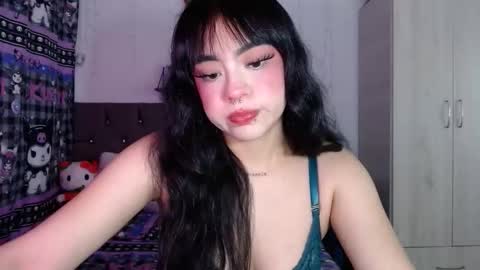 Snapshot of cat_mila_ chatting on 29, 10, 2025 Mila online show from 29, 10, 2025