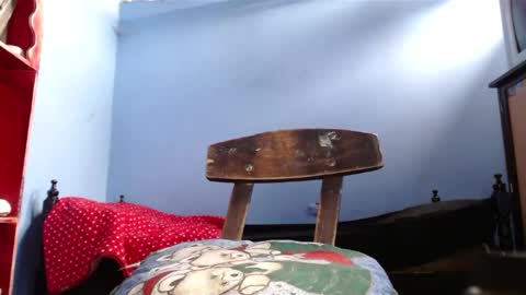 Snapshot of cat_woman05 chatting on 6, 2, 2025 cat woman05 online show from 6, 2, 2025