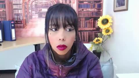 Snapshot of catalella_ar chatting on 30, 10, 2025 Queen Catalella online show from 30, 10, 2025