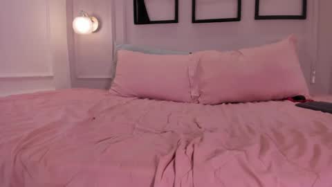 Snapshot of cataleya0320 chatting on 12, 10, 2025 Cataleya online show from 12, 10, 2025