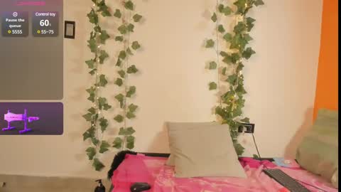 cataleya19__ online show from 6, 3, 2025