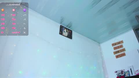 Flor....... online show from 27, 2, 2025