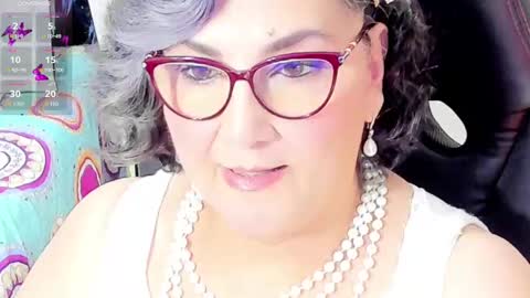 Snapshot of cataleya_mom_ chatting on 20, 9, 2025 cataleya online show from 20, 9, 2025