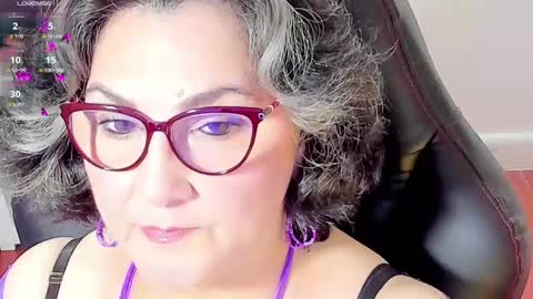 Snapshot of cataleya_mom_ chatting on 5, 11, 2025 cataleya online show from 5, 11, 2025