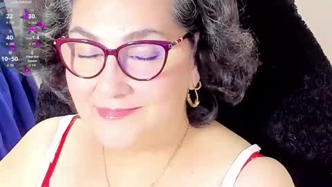 Snapshot of cataleya_mom_ chatting on 12, 11, 2025 cataleya online show from 12, 11, 2025