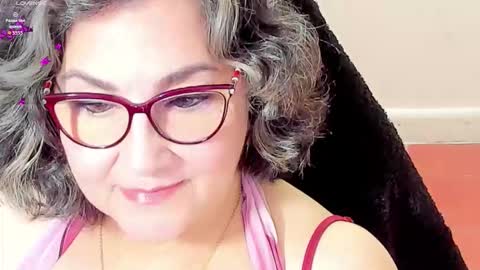 Snapshot of cataleya_mom_ chatting on 27, 11, 2025 cataleya online show from 27, 11, 2025