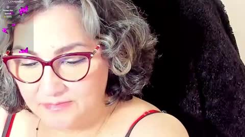 Snapshot of cataleya_mom_ chatting on 28, 11, 2025 cataleya online show from 28, 11, 2025